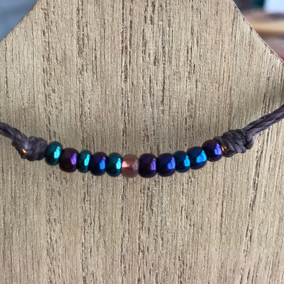 NWT Handmade beaded wire & string bracelet - Picture 2 of 5